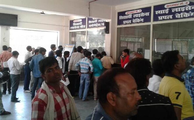 सरकार की नई पहल, अब एक घंटे में बनकर मिल जाएगा ड्राइविंग लाइसेंस