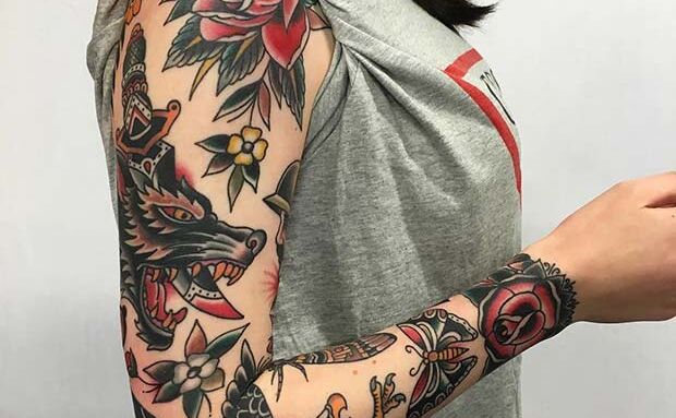 टेम्पररी टैटू से महिलाएं भी बन सकती हैं कूल और स्टाइलिश