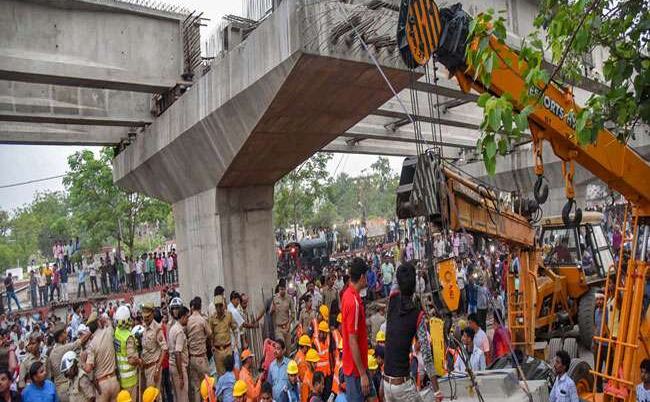 वाराणसी पुल हादसा: सामने आई अफसरों की बड़ी लापरवाही