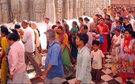 यह खबर जरूर पढ़े, अगर आप परिक्रमा मंदिर में लगाते हैं तो... यह खबर जरूर पढ़े, अगर आप परिक्रमा मंदिर में लगाते हैं तो...