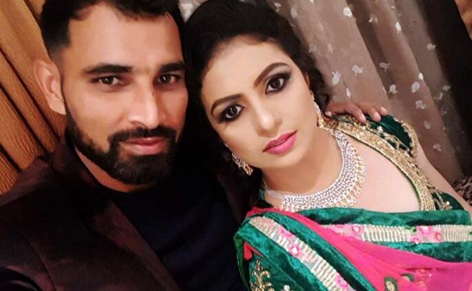 शमी के घर पहुंचीं हसीन जहां, बोली- वो माफी मांग ले, मैं उसे माफ कर दूंगी