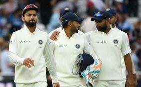 विकेट के पीछे धोनी बने ऋषभ पंत, अश्विन को दी सलाह