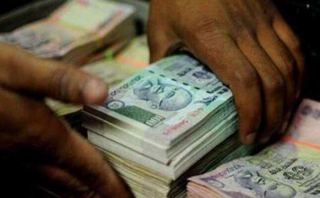 एक साल स्मार्टफोन से दूर रहने पर यह कंपनी देगी पूरे 70 लाख, ऐसे करें आवेदन