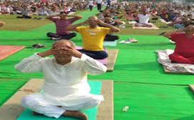 उत्तराखंड में पहाड़ से लेकर मैदान तक योगमयी हुई देवभूमि