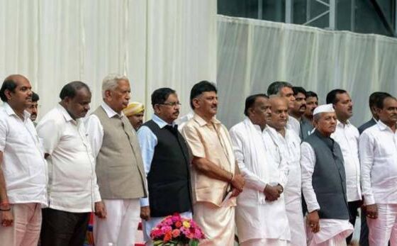 कर्नाटक कांग्रेस में दंगल जारी, राहुल लेंगे आखिरी फैसला