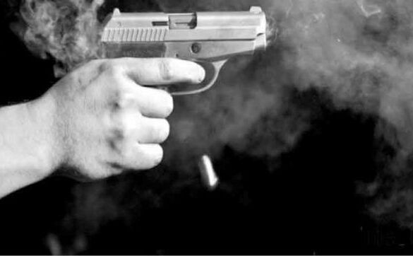 अमेरिका में पांच लोगों को हत्‍या करने के बाद बंदूकधारी ने खुद को भी मारी गोली