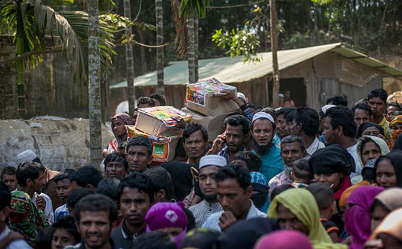 ऐसा क्‍या हुआ, जो बांग्लादेश के शरणार्थी शिविरों से भाग रहे हैं रोहिंग्या...