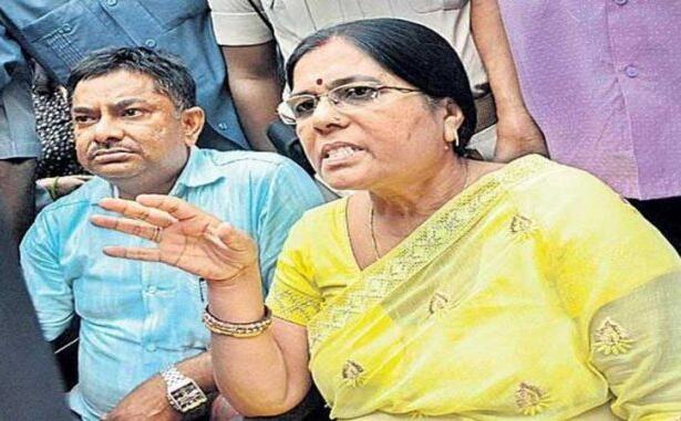 पूर्व मंत्री मंजू वर्मा पर बड़ी कार्रवाई, JDU ने किया पार्टी से निलंबित