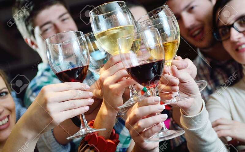 सार्वजनिक स्थलों पर शराब पीने के मामले में लखनऊ को मिला दूसरा स्थान