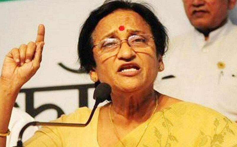 रीता बहुगुणा जोशी के खिलाफ गैर जमानती वारंट जारी, जानें क्या है पूरा मामला रीता बहुगुणा जोशी के खिलाफ गैर जमानती वारंट जारी, जानें क्या है पूरा मामला