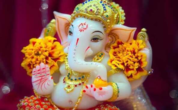 इसलिए खास होते ऊँ आकार के गणेशजी