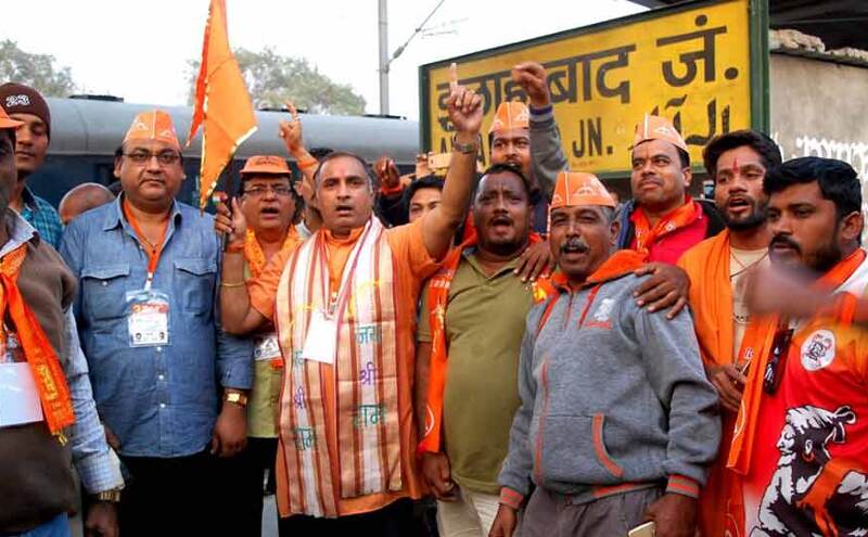 165 साल पहले अयोध्या में उपजा था विवाद 165 साल पहले अयोध्या में उपजा था विवाद