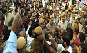 सिग्नेचर ब्रिज के उद्घाटन समारोह में पहुंचे मनोज तिवारी,