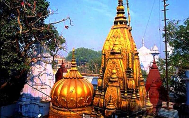 बाबा विश्वनाथ के प्रसाद के नाम पर ठगे जा रहे हैं काशी आने वाले श्रद्धालु