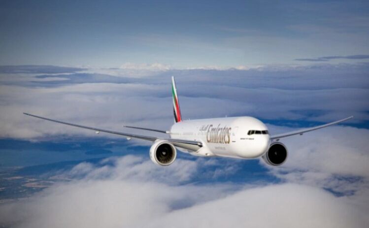 जहाजों के सफेद रंग के पीछे है ये रहस्य, खुल गया तो होश संभाल नहीं पाएंगे जहाजों के सफेद रंग के पीछे है ये रहस्य, खुल गया तो होश संभाल नहीं पाएंगे