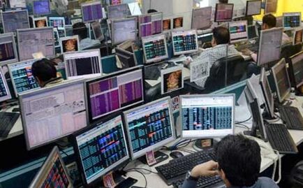 सेंसेक्स 240 अंक चढ़कर 35165 के स्तर पर, पीएसयू शेयर्स में हुई खरीदारी