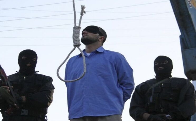 इस स्टेडियम में हजारों लोगों के सामने दी गई 10 लोगों को फांसी