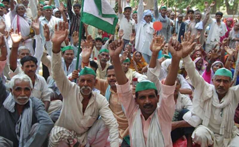 किसान क्रांति यात्रा: आज बारिश के कारण टली यात्रा, हरिद्वार में ही रुके हजारों किसान