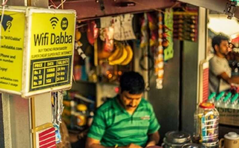 चाय के ठेले-किराना स्टोर्स पर मिल रही है सस्ते इंटरनेट की सुविधा, स्लम एरिया में हुआ ज्यादा पॉपुलर