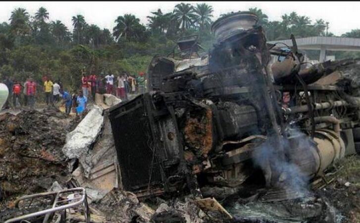 अफ्रीका: कांगो में ऑइल टैंक में हुआ बड़ा धमाका, 60 लोगों की मौत, कई झुलसे