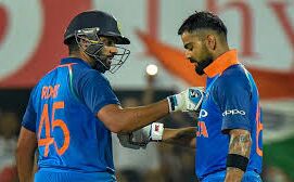 ऑस्ट्रेलिया में रोहित के शतक लगाने पर हारा है भारत, लोगों को सिडनी पारी लगी बेस्ट