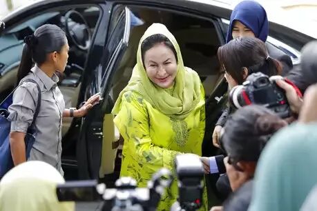 मलेशिया के पूर्व प्रधानमंत्री नजीब रज्जाक की पत्नी गिरफ्तार, लगा है ये गंभीर आरोप