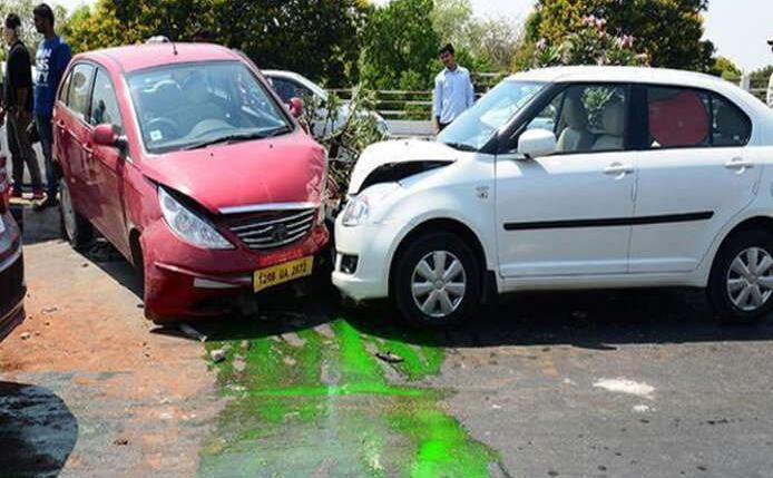 बड़ी खबर: अब वाहन मालिकों के लिए जरूरी हुआ 15 लाख रुपये का एक्सीडेंट बीमा कवर