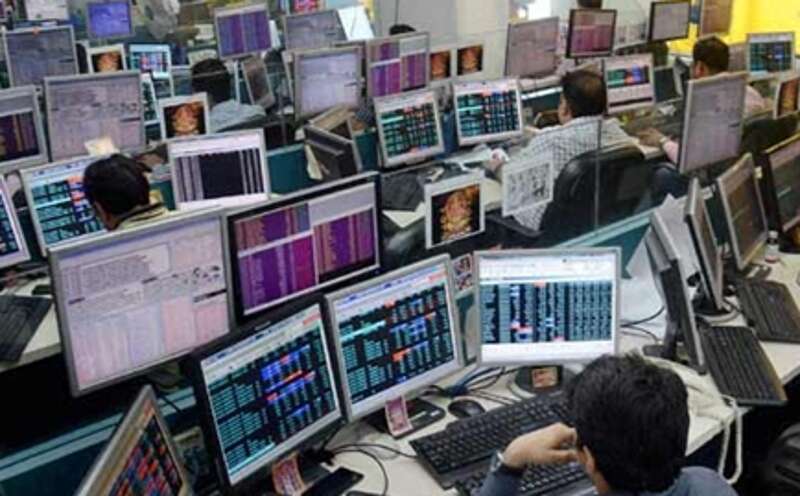 RBI विवाद में सरकार की सफाई के बाद उछला बाजार, सेंसेक्स 550 अंकों की तेजी के साथ 34,442 पर हुआ बंद RBI विवाद में सरकार की सफाई के बाद उछला बाजार, सेंसेक्स 550 अंकों की तेजी के साथ 34,442 पर हुआ बंद