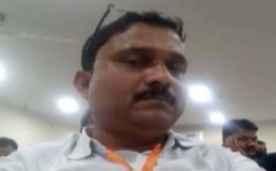 बिहार में 9 बच्चों की मौत के जिम्मेदार मनोज बैठा ने किया सरेंडर, अस्पताल में भर्ती