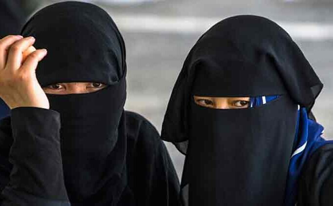 राज्यसभा में आज पेश होगा तीन तलाक पर विधेयक