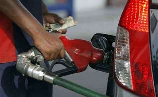 पेट्रोल और डीजल की कीमतें पहुंची 55 महीने के उच्चतम स्तर पर