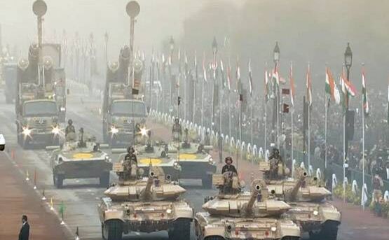 देखें: जब राजपथ पर उतरी दुश्मनों को दहलाने वाली हिंदुस्तान की सैन्य शक्ति