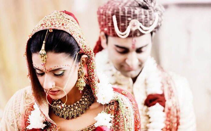 शादी में क्यों दिए जाते हैं एक-दूसरे को सात वचन, क्या आप जानते हैं इनका महत्व