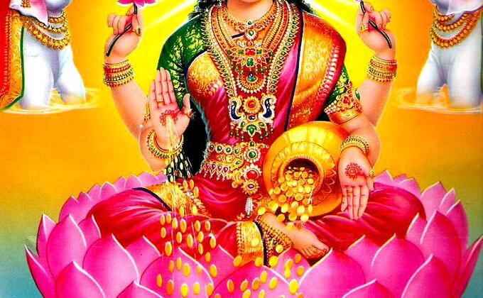 आज से हो रहा है ग्रहों में बड़ा बदलाव, इन 5 राशि वालों पर मां लक्ष्मी खुद बरसाएंगी अपनी कृपा