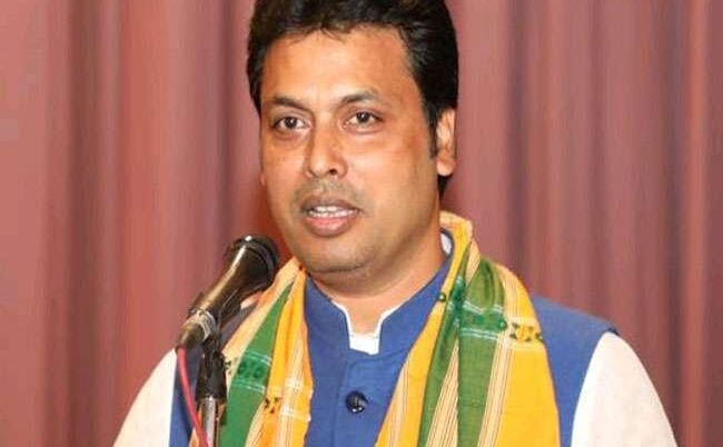 बिप्लब ने नवयुवकों को दी ये बड़ी राय और कहा जॉब के लिए न भागें पार्टियों...