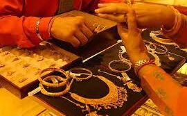 पिछले 3 साल में 6850 रुपये बढ़े सोने के दाम, जानें आज क्या रह सकता है भाव पिछले 3 साल में 6850 रुपये बढ़े सोने के दाम, जानें आज क्या रह सकता है भाव