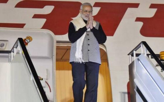 मोदी का नमस्ते लंदन: ब्रिटेन पहुंचे PM, आज करेंगे भारत की बात, सबके साथ