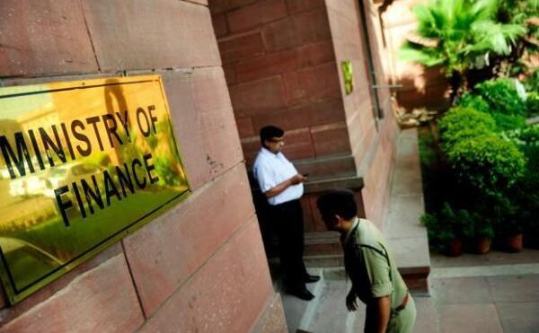वित्त मंत्रालय ने 9,500 हाई रिस्क वाली कंपनियों की सूची की जारी