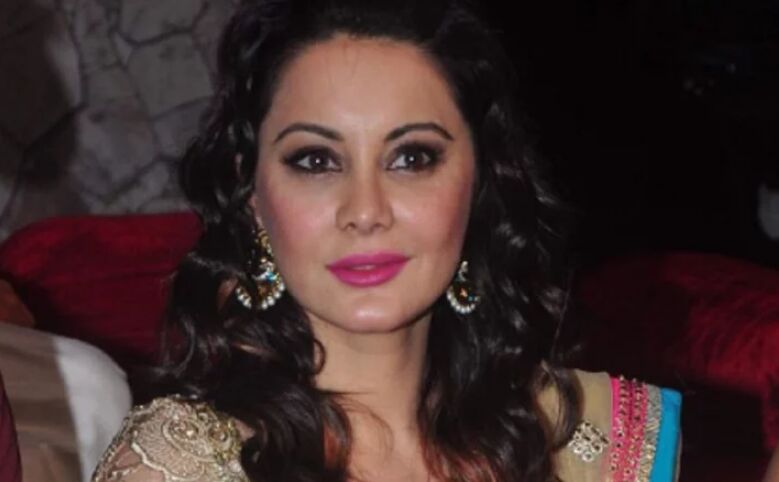 सर्जरी से बिगड़ा चेहरा तो इस एक्ट्रेस को नहीं मिलीं फिल्में, अब टीवी पर करेंगी डेब्यू