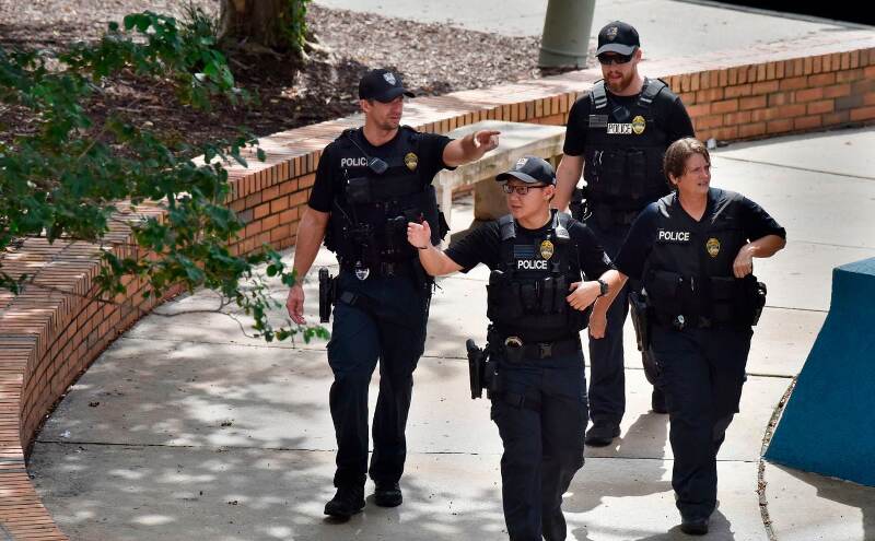 ऑनलाइन गेम में हार रहा था तो चला दी गोली, फिर की आत्महत्या