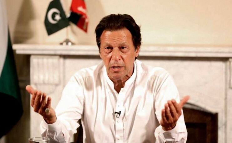 पाकिस्तान की नई सरकार बड़ा फैसला, इमरान खान ने मीडिया पर सभी प्रतिबंध हटाए
