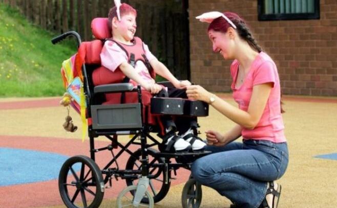 शापित माना जाता है इस गांव को, जहां हर बच्चा होता है अजीब