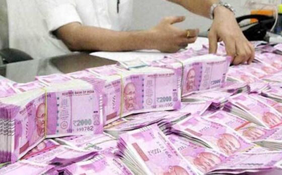 देश के एक फीसदी अमीरों के पास है 73 फीसदी संपदा, एक साल में इनकी संपदा 21 लाख करोड़ बढ़ी