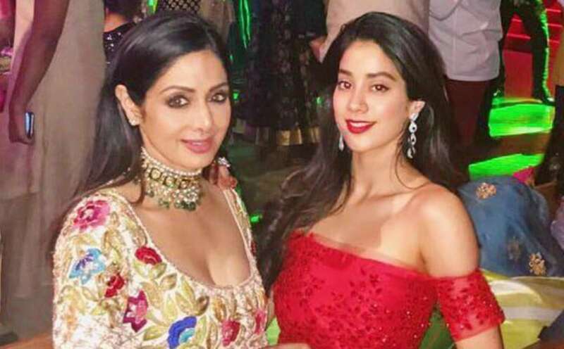 इस शख्स ने दी थी जाह्नवी कपूर को श्रीदेवी की मौत की खबर