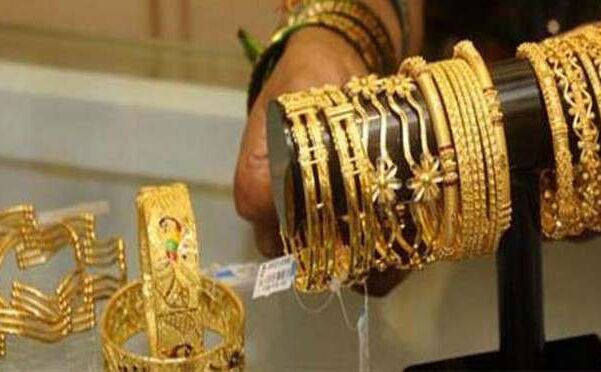 भारी गिरावट के बाद सोने में लगातार तीसरे दिन तेजी, ये रहा आज का भाव