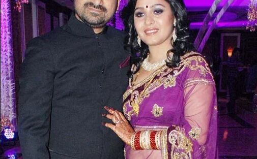 5 महीने से लाइमलाइट में नहीं आई थीं सुनिधि चौहान, अचानक आई मां बनने की खबर