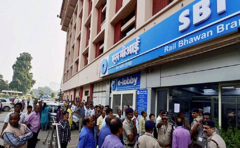 खाली खातों से बैंक हुए मालामाल, एक साल में वसूले 5 हजार करोड़, SBI को बड़ा फायदा
