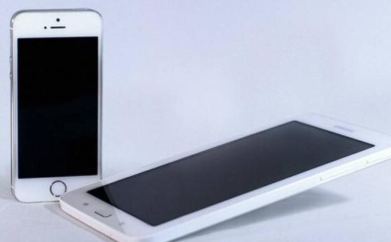 मोबाइल इंपोर्ट पर कस्टम ड्यूटी बढ़ी, जानिए मोबाइल कंपनियों का क्या है कहना