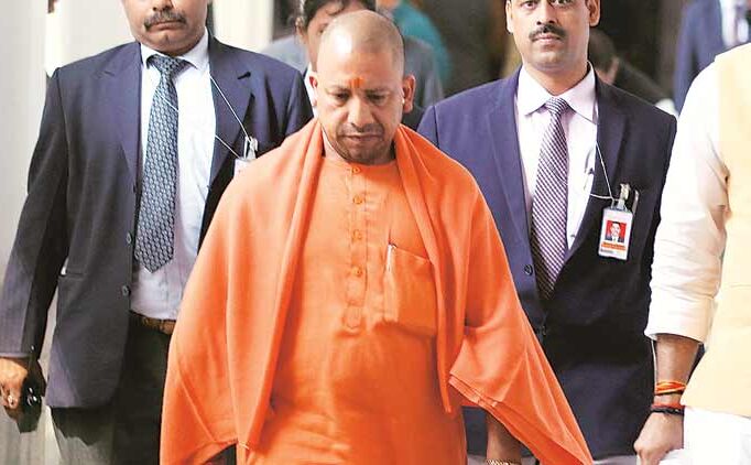 दो दिवसीय दौरे पर गोरखपुर आएंगे CM योगी, सीएनजी, पीएनजी के शुभारंभ कार्यक्रम में होंगे शामिल दो दिवसीय दौरे पर गोरखपुर आएंगे CM योगी, सीएनजी, पीएनजी के शुभारंभ कार्यक्रम में होंगे शामिल