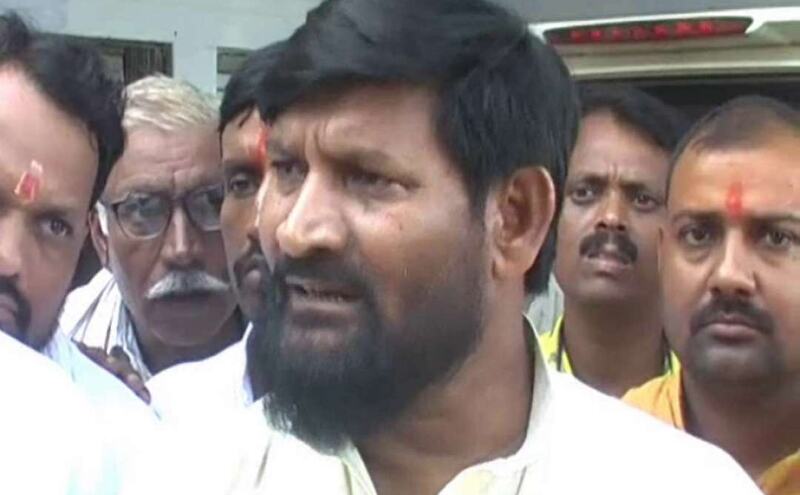 यूपीः बीजेपी विधायक का बयान, दलितों में फर्जी मुकदमा दर्ज कराने की हिम्मत नहीं